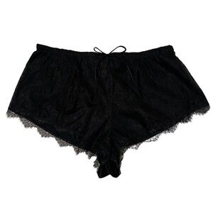 Victoria’s Secret Lacey Sleep Shorts Size Large